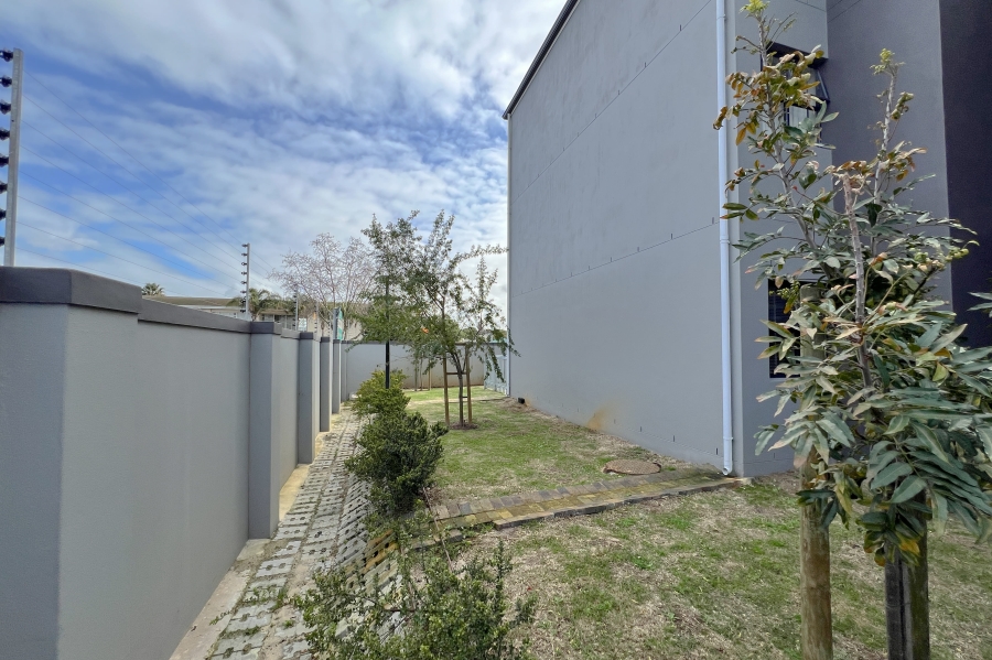 2 Bedroom Property for Sale in Belgravia Western Cape